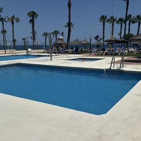 Aloha Playa Vistas Al Mar Apartment Benalmadena Luaran gambar